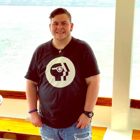 Meet your Posher, Lukas - Picture 1 of 1